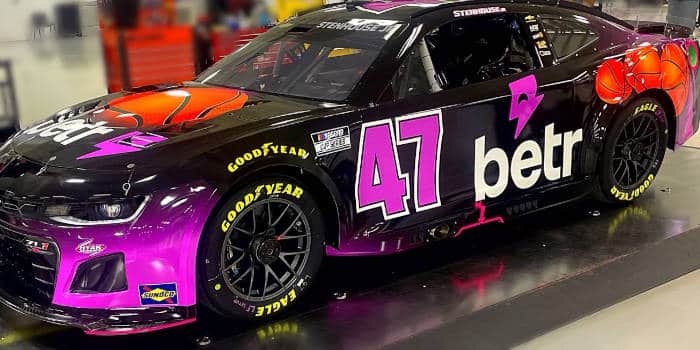 “Betr เข้าร่วม NASCAR โดยสปอนเซอร์ Ricky Stenhouse Jr.”