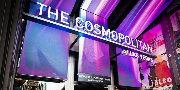 ผู้หญิงจาก California ชนะคดีฟ้องร้องความประพฤติไม่ระมัดระวังต่อ The Cosmopolitan